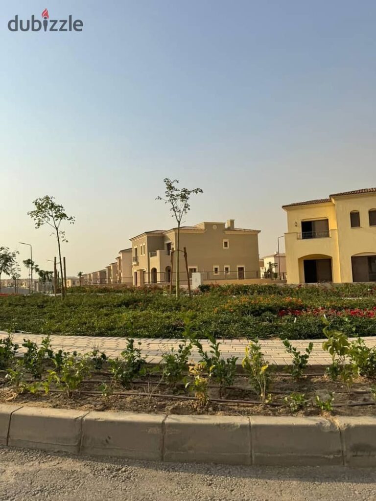 فيلا مستقله ريسيل استلام فوري للبيع اقل من سعر الشركه في كمبوند سيتي جيت ديار القطريه city gate 0