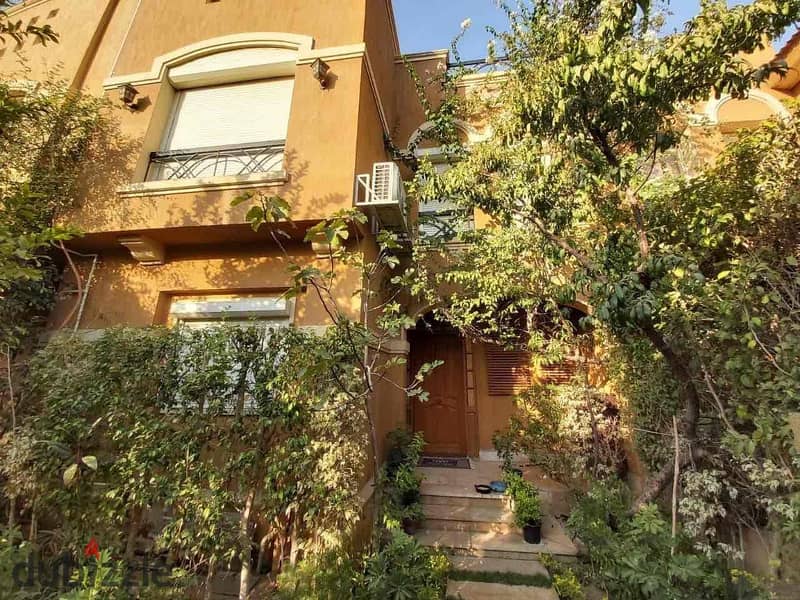 فيلا من المالك في ستون بارك استلام فوري جنب القطاميه في قلب التجمع الخامس مساحه 370متر 0