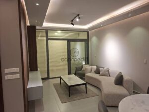 85,000 ج.م شقة أرضي بحديقة خاصة للإيجار | سوديك إيست تاون – مفروشة بالكامل • موقع مميز