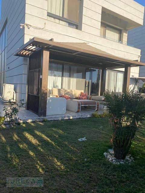 للبيع الفوري فيلا 340متر في  Compound Al Burouj 0