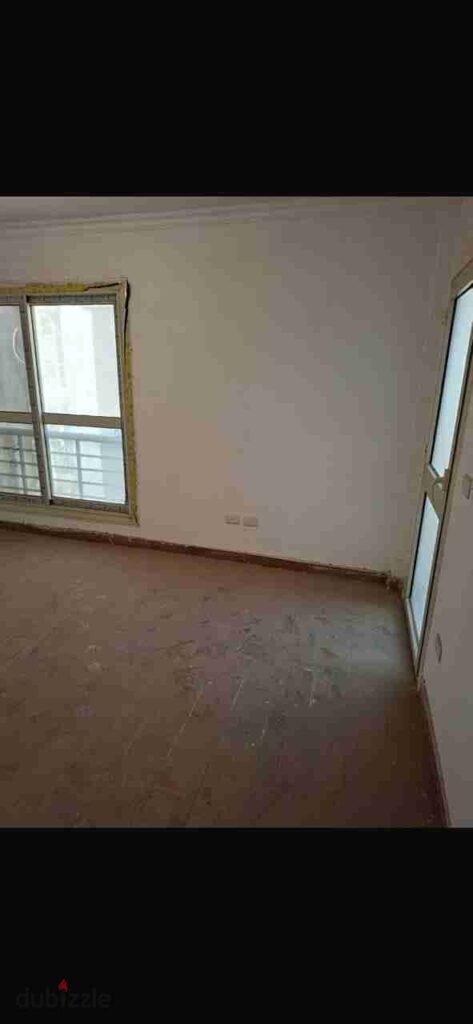 The translation will depend on detected language. 0