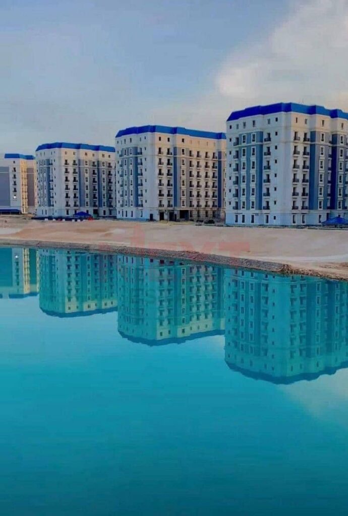 شقه للبيع الحى اللاتينى بحرى 0