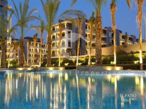 10,300,000 ج.م اقل سعر في السوق استلام فوري شقة 3 غرف نصف تشطيب للبيع في كمباوند لافيستا الباتيو اورو التجمع الخامس