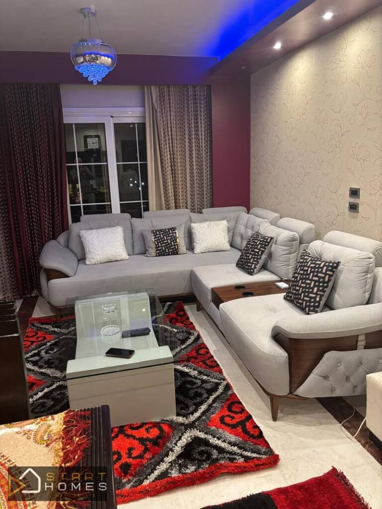 شقه للايجار المفروش في الرحاب – المرحلة الثامنة، بجوار السوق الشرقي مباشرة مساحه 131 دور تاني بتشطيبات خاصه 0