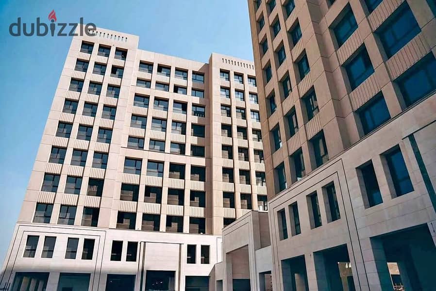 مكتب بموقع مميز وقسط 6 سنوات سور مع اركان 0