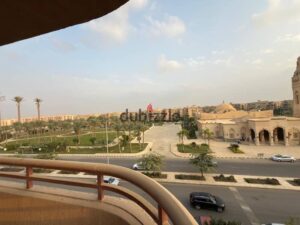 15,000,000 ج.م شقه 300م للبيع – المرحله الرابعه – فيو بانوراما – علي شارع وجاردن ومسجد طلعت مصطفي – دور تالت – اميز لوكيشن