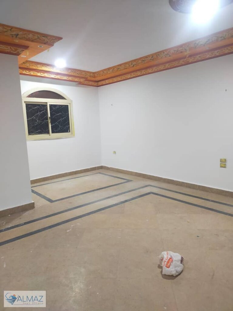 شقة فاضيه للايجار الاداري والسكني بجوار اللولو هايبر ماركت في التجمع الاول قريب من شارع التسعين ومحور مححمد نجيب ومحور السادات وقريب لجميع الخدمات . . . 0