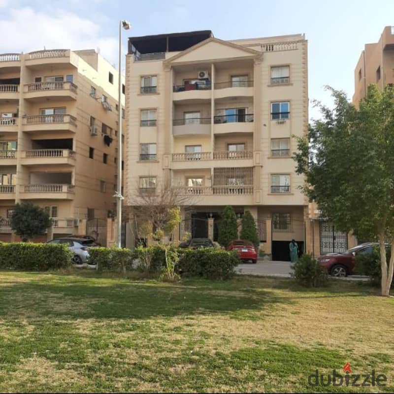 دوبلكس للبيع بالبنفسج عمارات  - موقع متميز جدًا على تقاطع شارع التسعين الشمالي مع محور محمد نجيب/NEW CAIRO 0