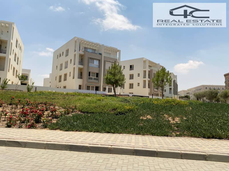 دوبلكس بجاردن  للبيع 211م بمقدم و اقساط  برايم لوكيشن فيو على لاند سكيب في هايد بارك التجمع الخامس القاهرة الجديدة بجوار ميفيدا و ماونتن فيو اي سيتي 0