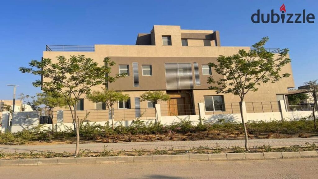 فيلا مستقله ريسيل استلام فوري جاهزه ع السكن بسعر اقل من الشركه للبيع في كمبوند بالم هيلز نيو كايرو Palm hills new Cairo 0