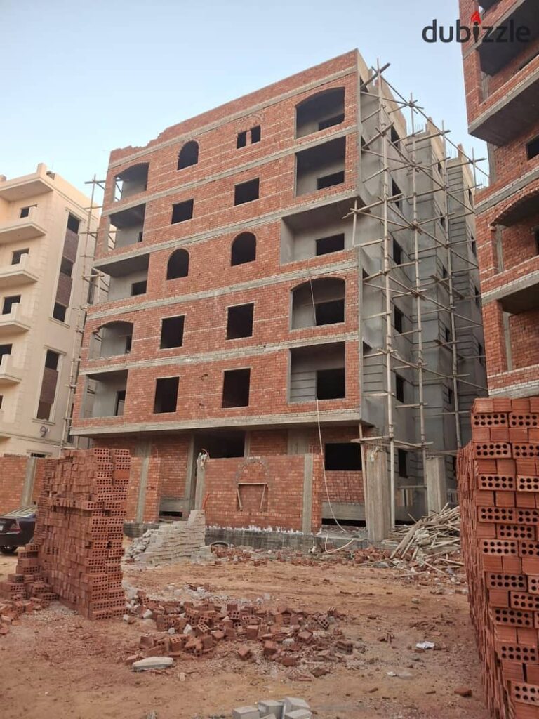 شقتك في قلب حدايق اكتوبر موقع مميز 0