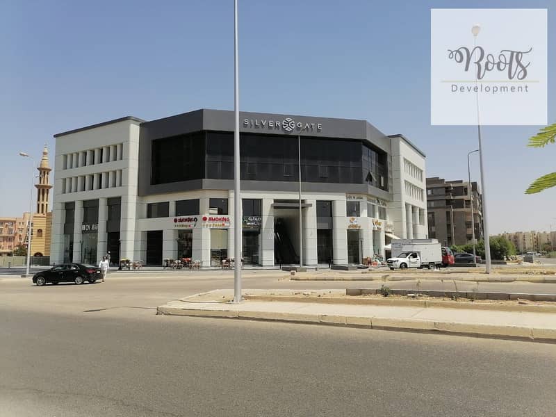 للايجار محل تجاري علي الواجهة مباشرة فى مول سيلفر جيت الشيخ ذايد For Rent, shop Directly on the Street in Silver Gate Mall, Sheikh Zayed City. 0