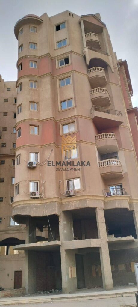 شقة لقطة للبيع  227م نص تشطيب في المعراج العلوي المعادي- الحق احجز شقتك بسرعة بسعر مش هيتكرر !! 0