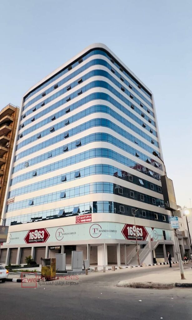 مكتب ادارى للايجار63م على شارع الطيران الرئيسى امام مستشفى التامين الصحى التأمين الصحى مباشرة 0