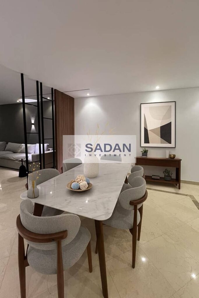 شقه للبيع متشطبه بالكامل في واتر واي علي التسعين الجنوبي دايركت امام الجامعه الامريكيه التجمع الخامس 0