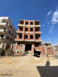 2,000,000 ج.م شقه للبيع في حدايق اكنوبر استلام فوري لوكيشن مميز دقايق من طريق الفيوم