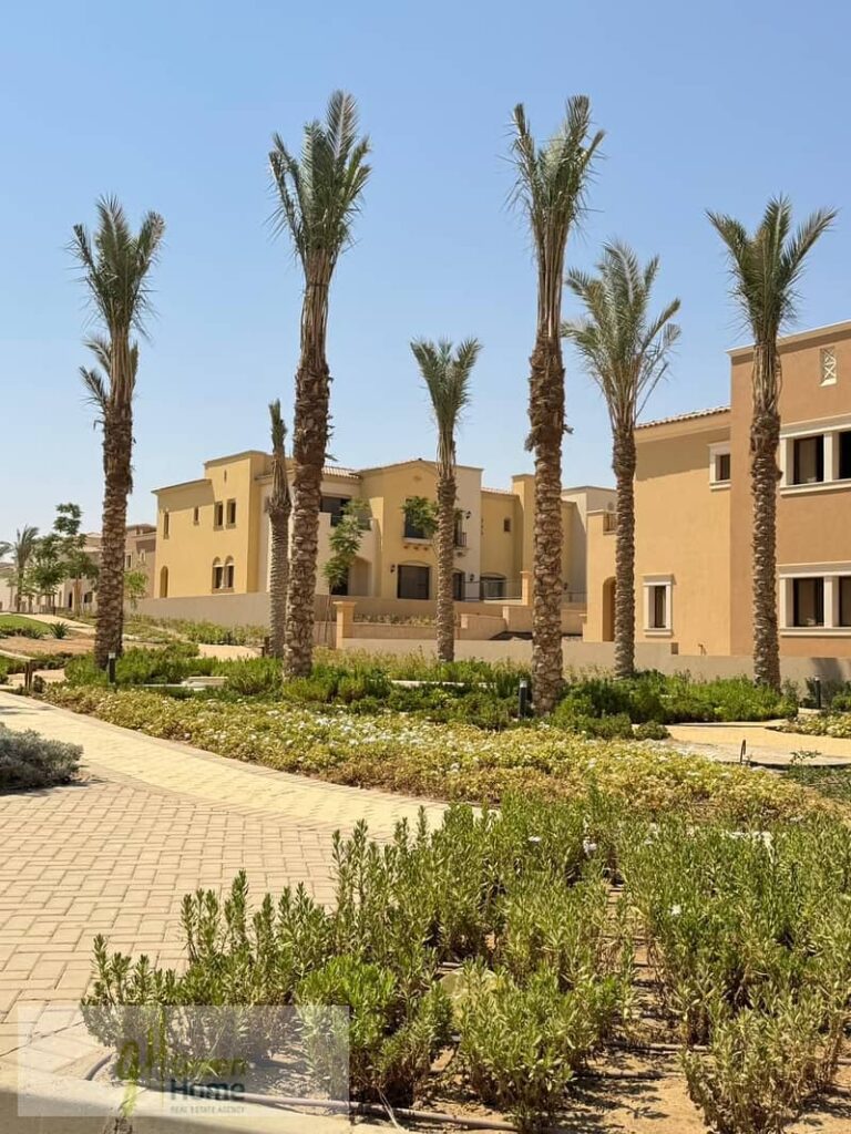 تاون هاوس للبيع في سيتي جيت - الديار القطرية | عقد قديم | موقع مميز - City Gate 0