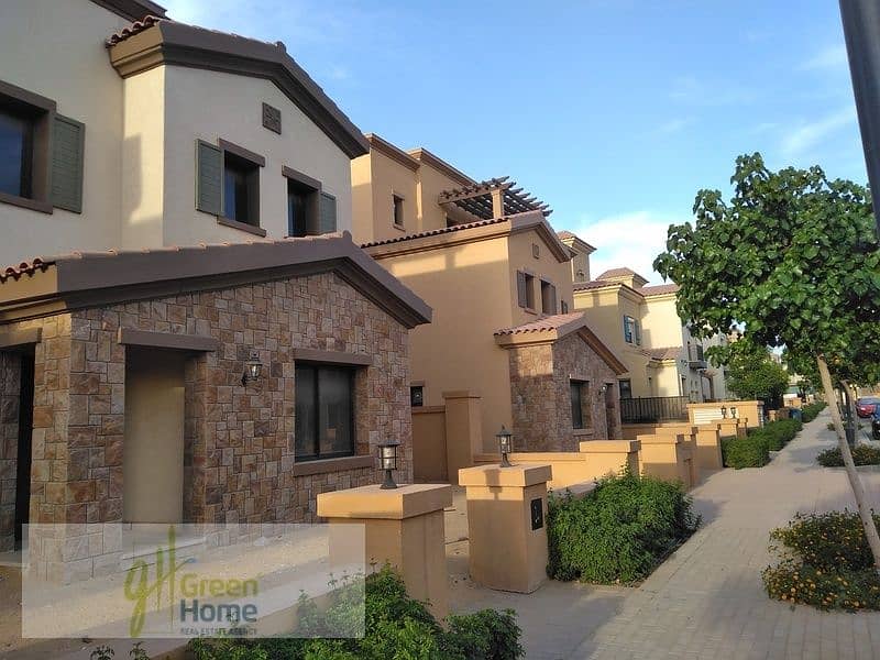 فيلا مميزة للبيع بـ لاند سكيب فيو | موقع مميز في ميفيدا - Mivida 0