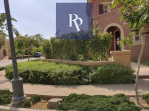 65,000,000 ج.م فيلا فاخرة للبيع داخل كمبوند ميفيدا – التجمع الخامس موقع استثنائي ناصية مباشرة على الكلوب هاوس