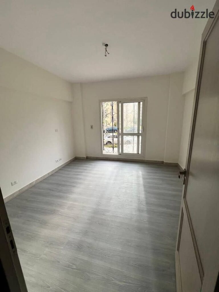 شقه مميزة للبيع في الرحاب ارضي بجاردن بالمرحلة السابعة 0