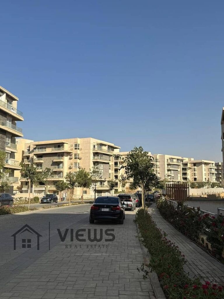 شقة للبيع اقل سعر بكمبوند ماونتن فيو اى سيتي 165م موقع متميز جدا Mountain view i city 0