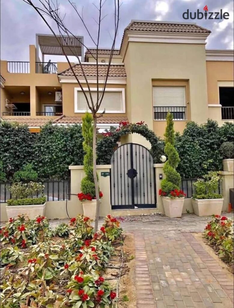 فيلا في كمبوند ساكن وعايش باقل مقدم واطول فترة سداد بجانب مدينتي 0