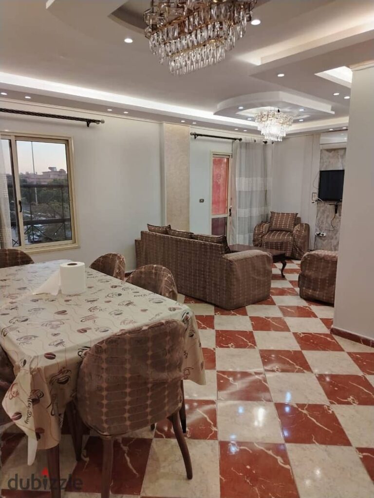 شقة للايجار  مساحة 155 متر مفروشة في الرحاب 0