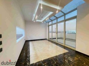 50,000 ج.م شقة للإيجار الإداري على شارع التسعين مباشرة | أمام سوديك إيست تاون (Sodic Eastown)