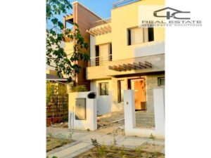 14,450,000 ج.م استلم سمارت تاون هاوس فورى ومتشطب بالكامل وباقل سعر وفي اميز لوكيشن في كمبوند هايد بارك hyde park new cairo القاهرة الجديدة وبالقرب من ميفيدا