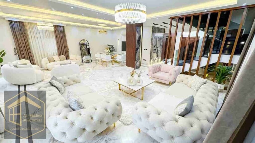 لهواة الفخامة والرقى فيلا تشطيبات فندقية بحمام سباحه 0