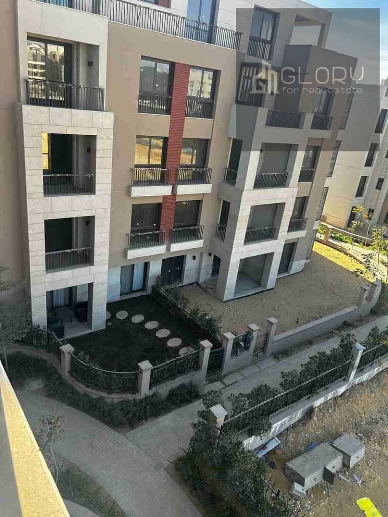 بأقل من سعر السوق لوفت ڤيو و إطلالة مميزة جدا للبيع في كمبوند ديستريكت 5 - مراكز التجمع الخامس وبالتقسيط 0