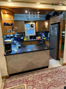 5,500,000 ج.م شقة للبيع بأفضل سعر وفي أفضل الأماكن في منطقة شيراتون بجوار صن سيتي مول كمبوند أوشن بلو طريق النصر قريبة من مصر الجديدة وصلاح سالم ومدينة نصر