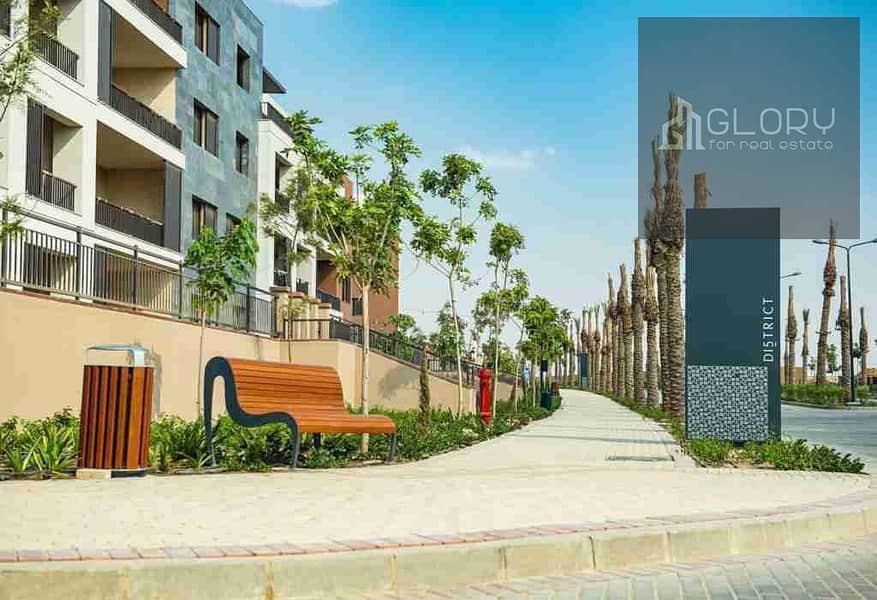 بأقل من سعر السوق ميدل تاون هاوس للبيع في ديستريكت 5 - مراكز - التجمع الخامس 0