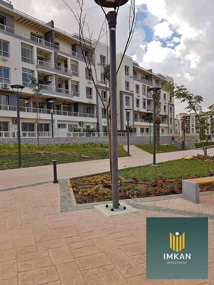 شقة للبيع 152م فيو على جاردن بحرى قسط على 8 سنين امام السوق الشرقى على طريق السويس 0