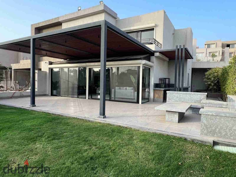 فيلا للبيع في بالم هيلز جاهزه للاستلام الفوري بسعر مميز | حمام سباحة خاص | جاهزة للمعاينة و متاح خصم عند الجديه | مساحة 230م² + باركينج خاص  التفاصيل:  نوع الوحدة: فيلا  المساحة المبنية: 230 م²  حمام سباحة خاص  باركينج خاص بالفيلا  جاهزة للمعاينة في أي وق 0