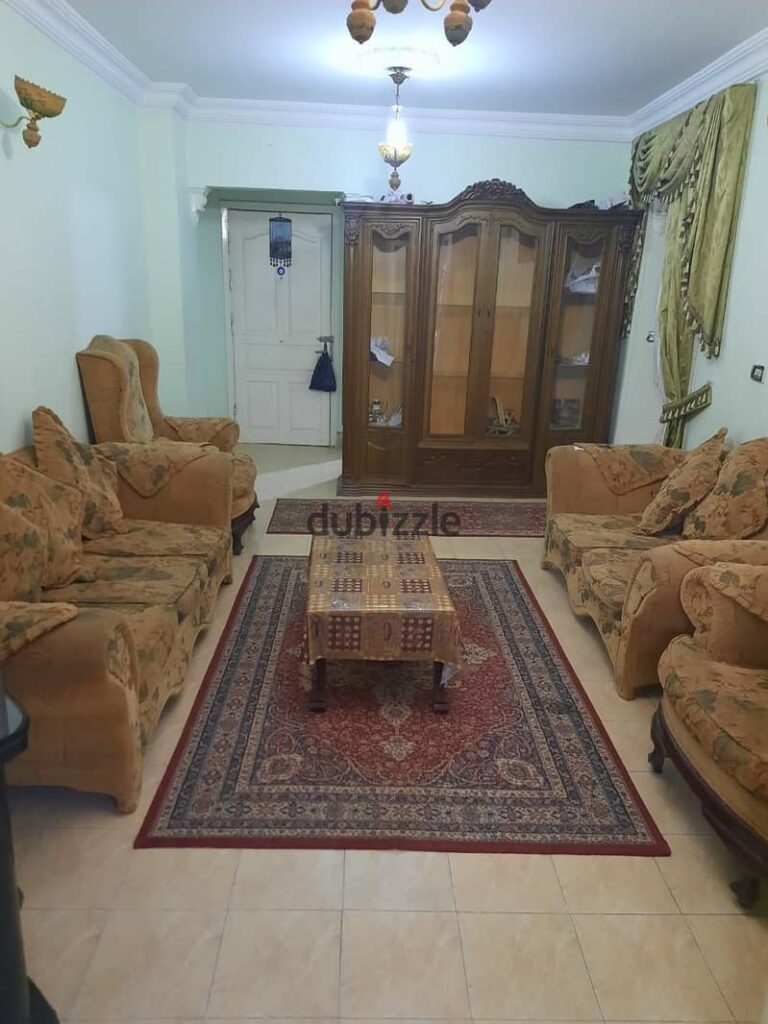 شقة للبيع بالحى 11 بالشيخ زايد 0