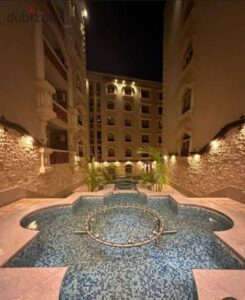 20,000 ج.م شقة 130 م في كمبوند اسبانيا سيتي في زهراء المعادي بالقرب من نادي وادي دجلة