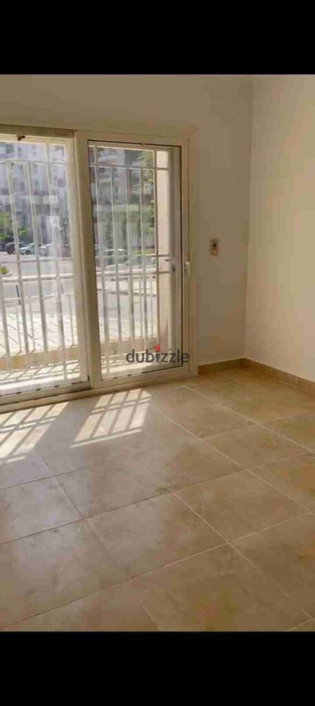 شقه للبيع فى مدينتى 78 متر فى B12 0