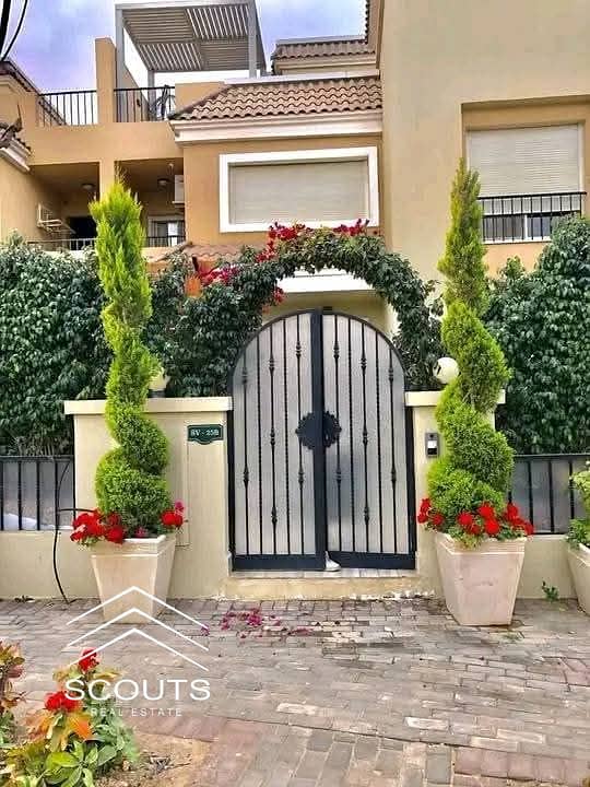 بسعر شقه فيلا للبيع بقسط شهري 30.000  لوكيشن بحري مميز اطلاله رائعه علي البارك والبحيره مرحله فيلات علي مقربه من اوبن اير مول وكريك تاون والرحاب 0