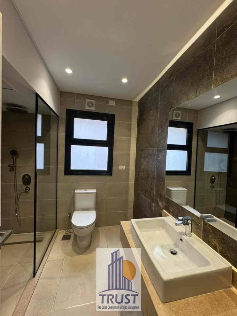 للإيجار في كمبوند فيلدج ويست  درة بالتكييفات والمطبخ والأجهزة الكهربائية 0