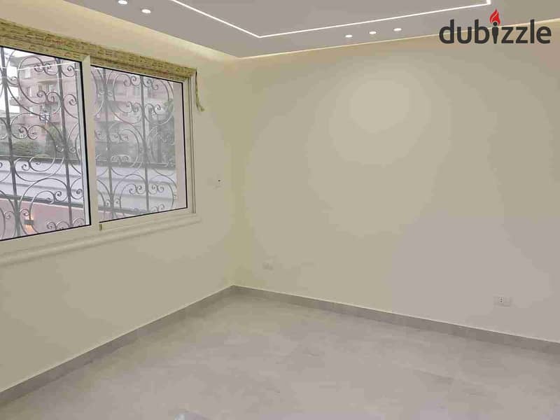 شقة 160م رابع بأسانسير للبيع في الرحاب 0