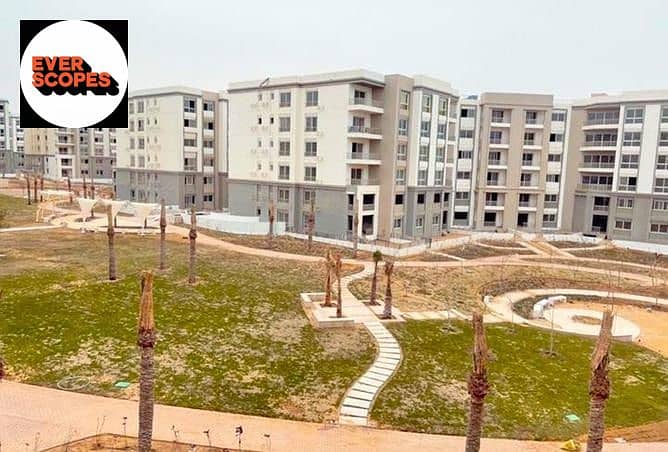 للبيع شقة في قلب التجمع الخامس كمبوند هايد بارك نيو كايرو  ( Hyde Park New Cairo Compound ) 0