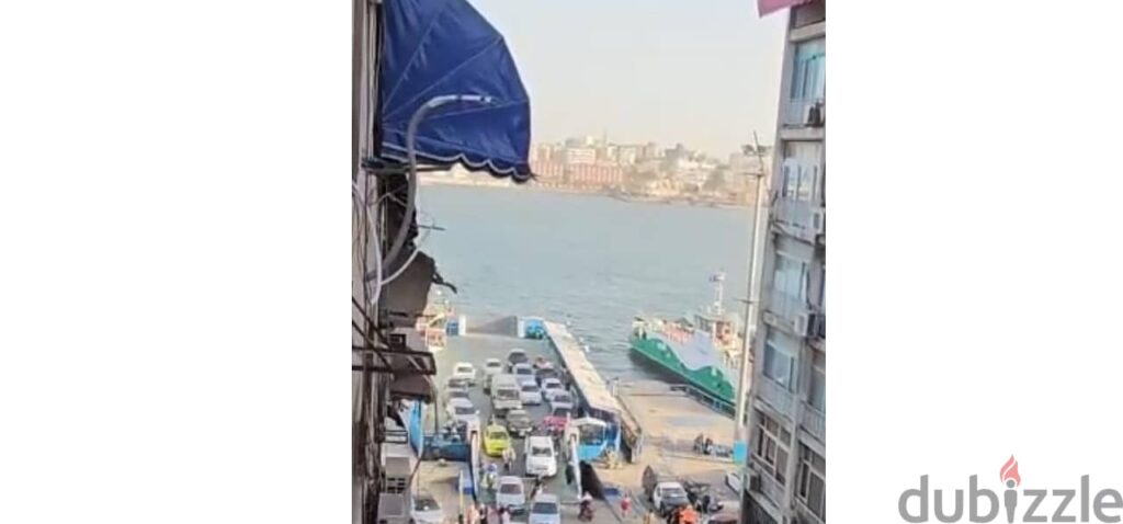 شقة للبيع في موقع مميز جدا في بورسعيد بجوار المعدية والممشي السياحي 0