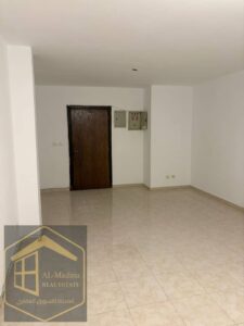 18,000 ج.م أرضي بجاردن للإيجار – الرحاب – 105م + جاردن – موقع مميز