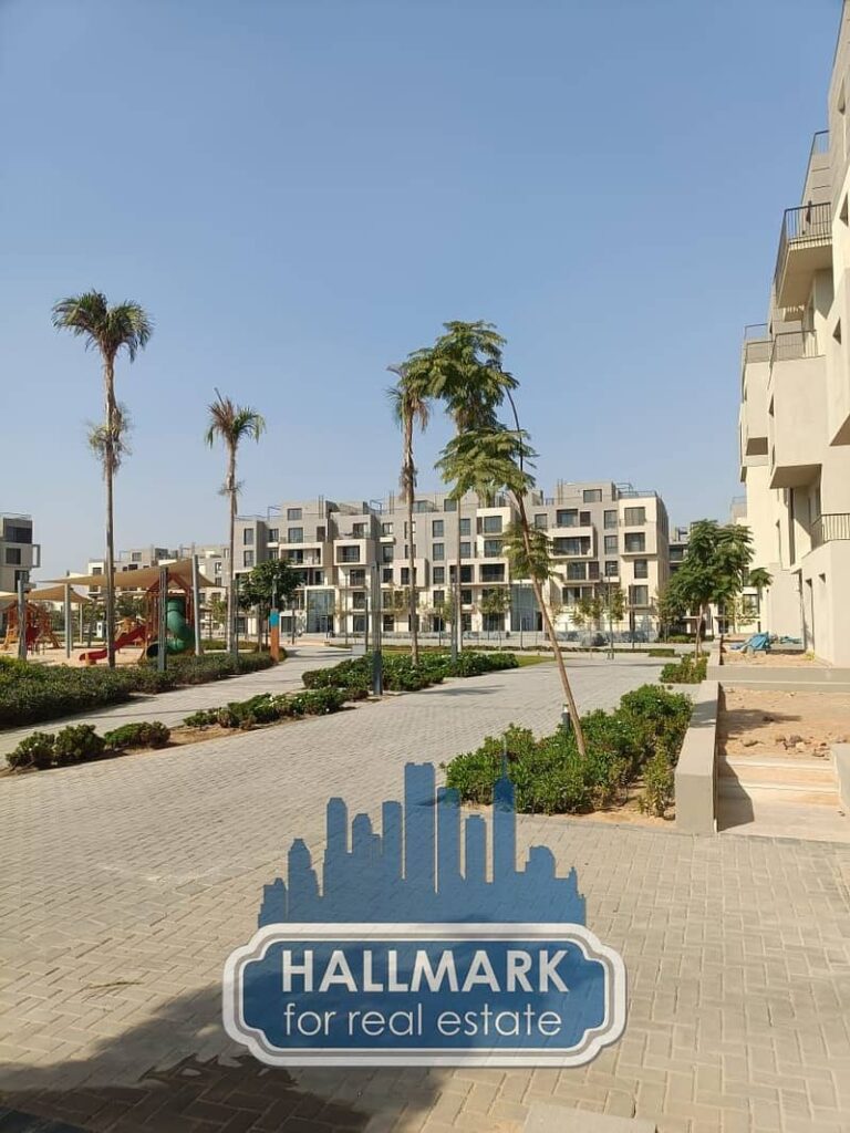 شقه للبيع في سوديك ايست - ازيليا موقع متميز جدا 0