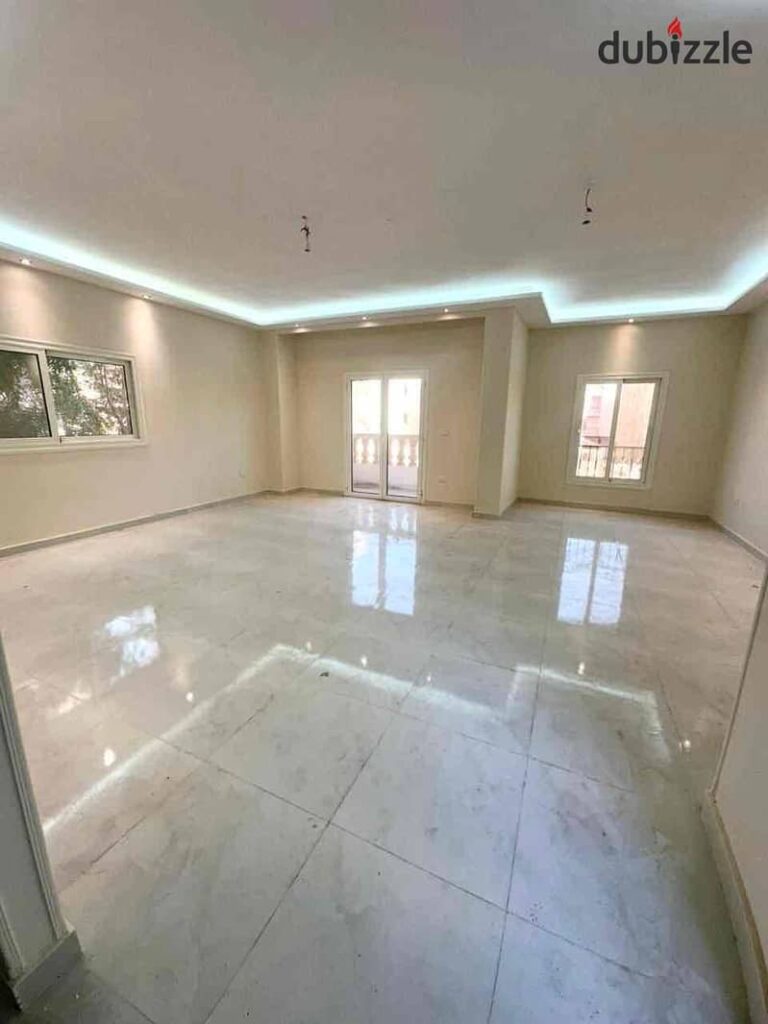 شقة مميزة للإيجار في التجمع الاول الياسمين فيلات 0