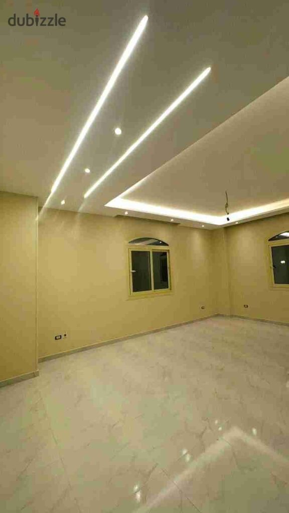 شقة مميزة للإيجار التجمع الخامس المستثمرين الجنوبية 0