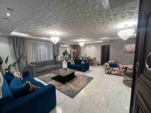 50,000 ج.م شقة فندقيه قرب فندق سفير ميدان المساحه للسكن الراقي والمميز بالدقي