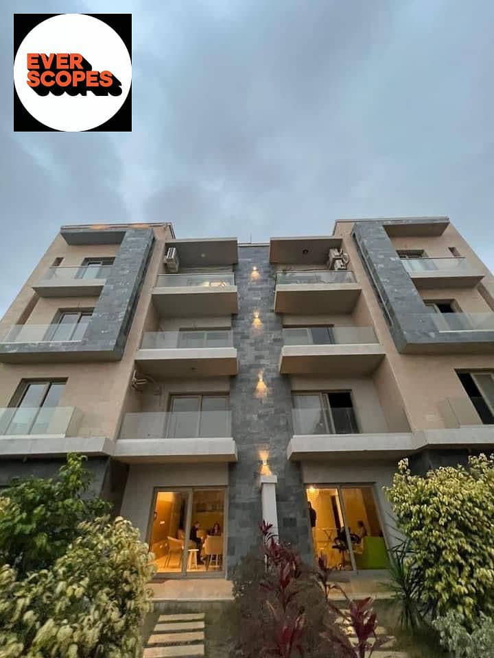 بينتهاوس للبيع استلام فوري في الجولدن سكوير في كمبوند جاليريا مون فالي التجمع الخامس (بخصم40%)يقع بين ميفيدا - فيليت  GALLERIA MOON VALLEY 0