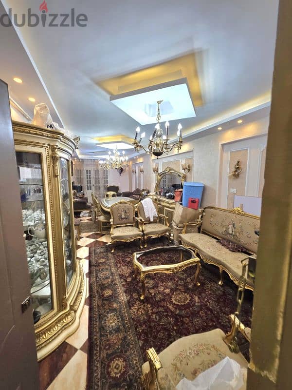 ٤ غرف مقفولين و ٣ رسيبشن بسيدي بشر 0